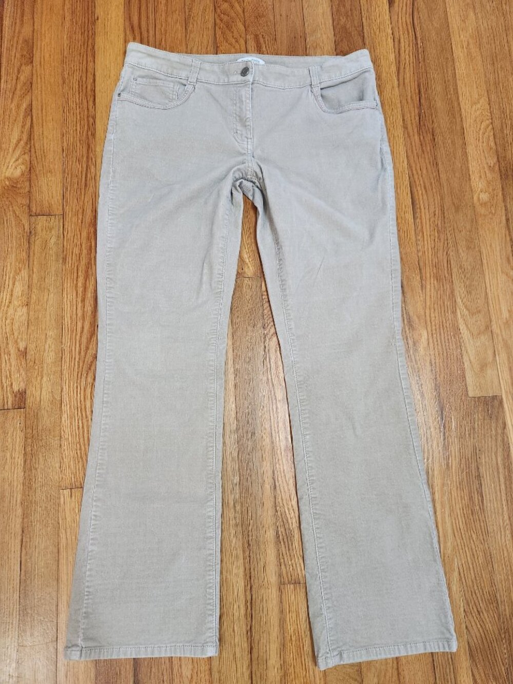 White House Black Market Gray Bootcut Jeans Pants Size 14 Stretch